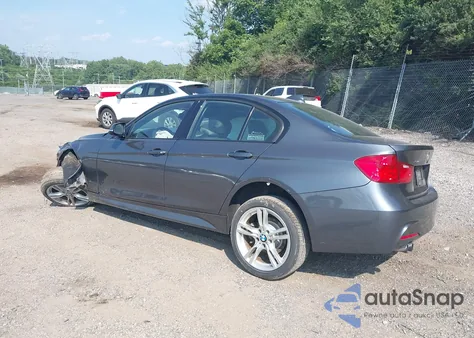 2015 BMW 328I xDrive z USA, uszkodzony, nr VIN WBA3B5C52FF961651